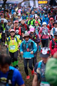 BIB: 1050
                            <button type="button" onclick="openModal(13426342)" class="btn btn-primary btn-sm float-right btn-popup" data-toggle="modal" data-target=".modal-high-quality">
                        <i class="fas fa-shopping-cart"></i> Add to Cart
                    </button>
                                            <button type="button" onclick="isThisMe(13426342, true)" class="btn btn-success btn-sm float-right btn-popup btn-isme hidden" data-toggle="tooltip" data-placement="bottom" title="นี่คือรูปของคุณใช่ไหม คลิกที่นี่เพื่อเอาเข้าอัลบั้ม">
                        <i class="fas fa-plus"></i> Add to album
                    </button>
                    <button type="button" onclick="isThisMe(13426342, false)" class="btn btn-warning btn-sm float-right btn-popup btn-isnotme hidden">
                        <i class="fas fa-ban"></i> Remove from album
                    </button>